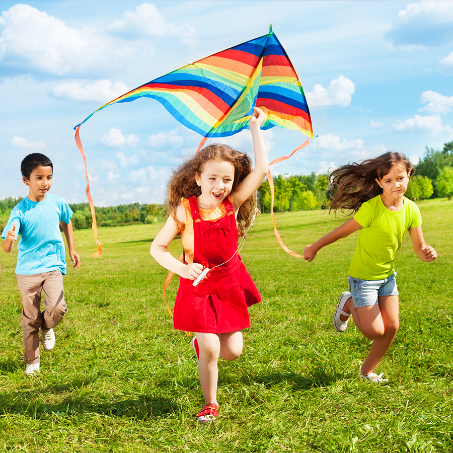 6 manualidades infantiles sencillas para disfurtar al aire libre