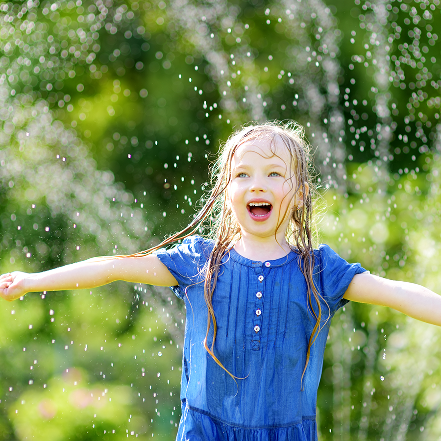 Wasser- und Mannschaftsspiele im Freien