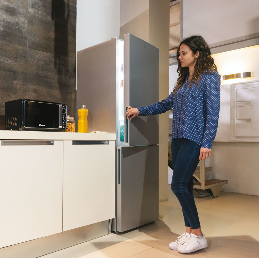 Smart combined fridges: how they work and how to use them